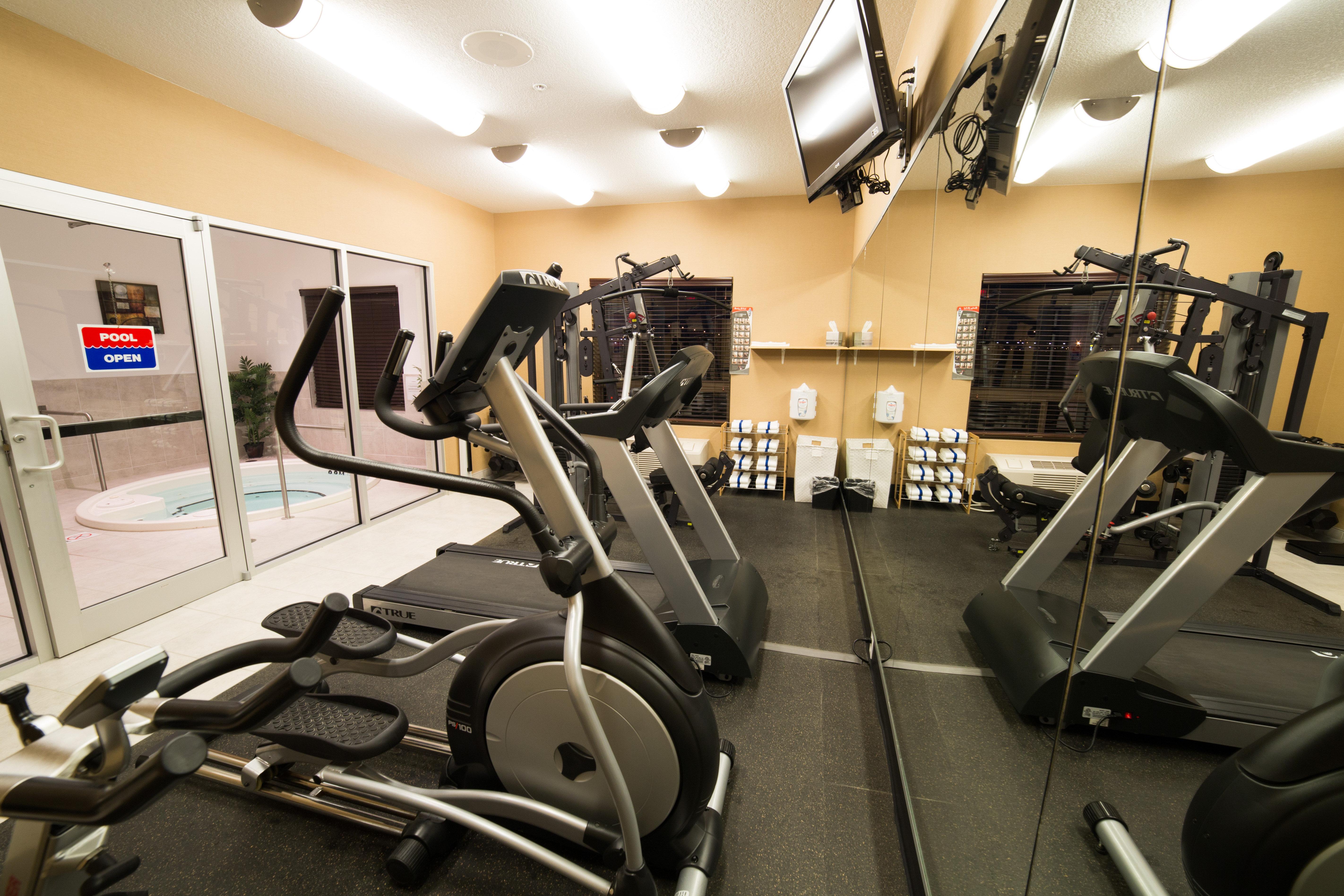 Holiday Inn Express & Suites Whitecourt By Ihg Zewnętrze zdjęcie