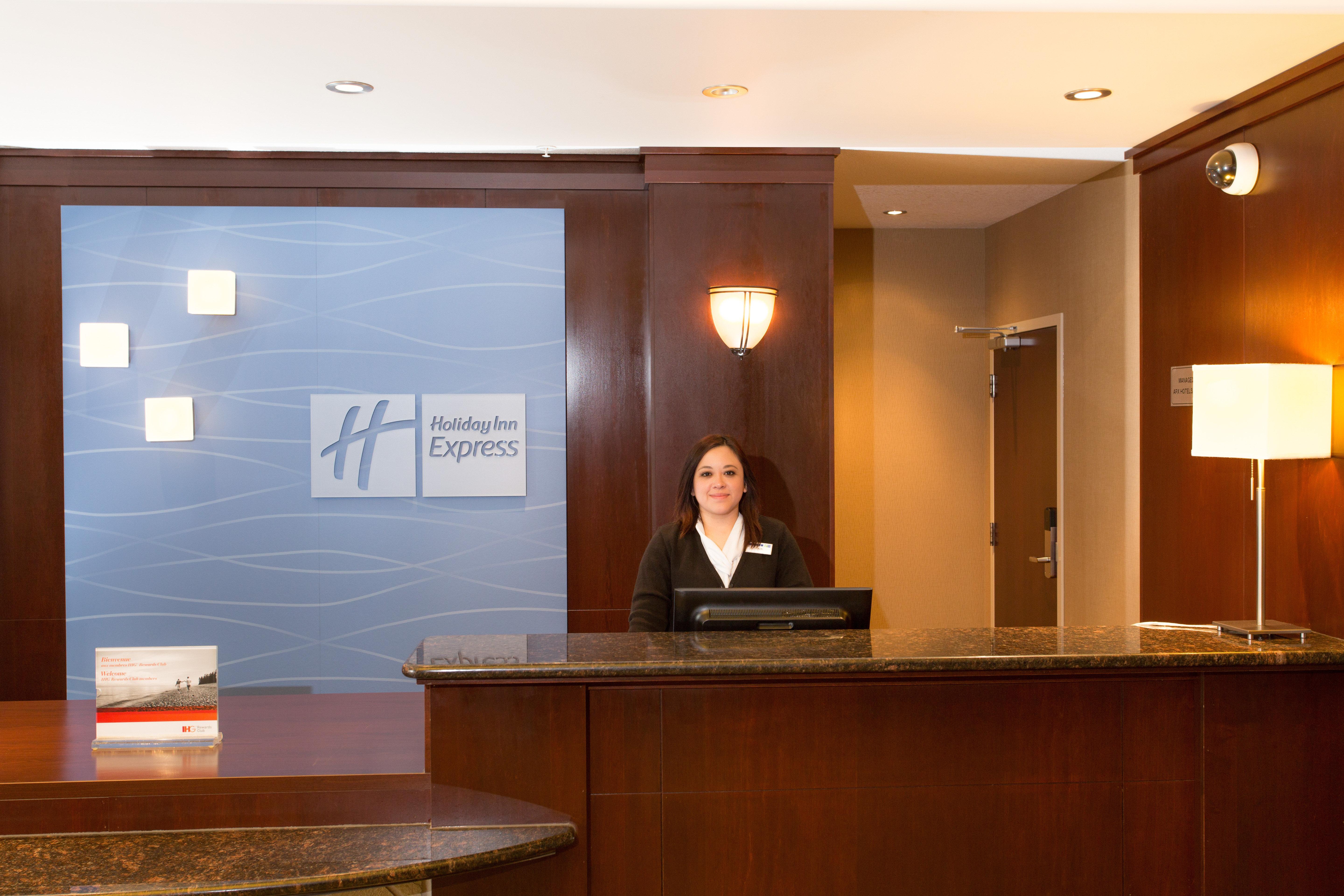 Holiday Inn Express & Suites Whitecourt By Ihg Zewnętrze zdjęcie