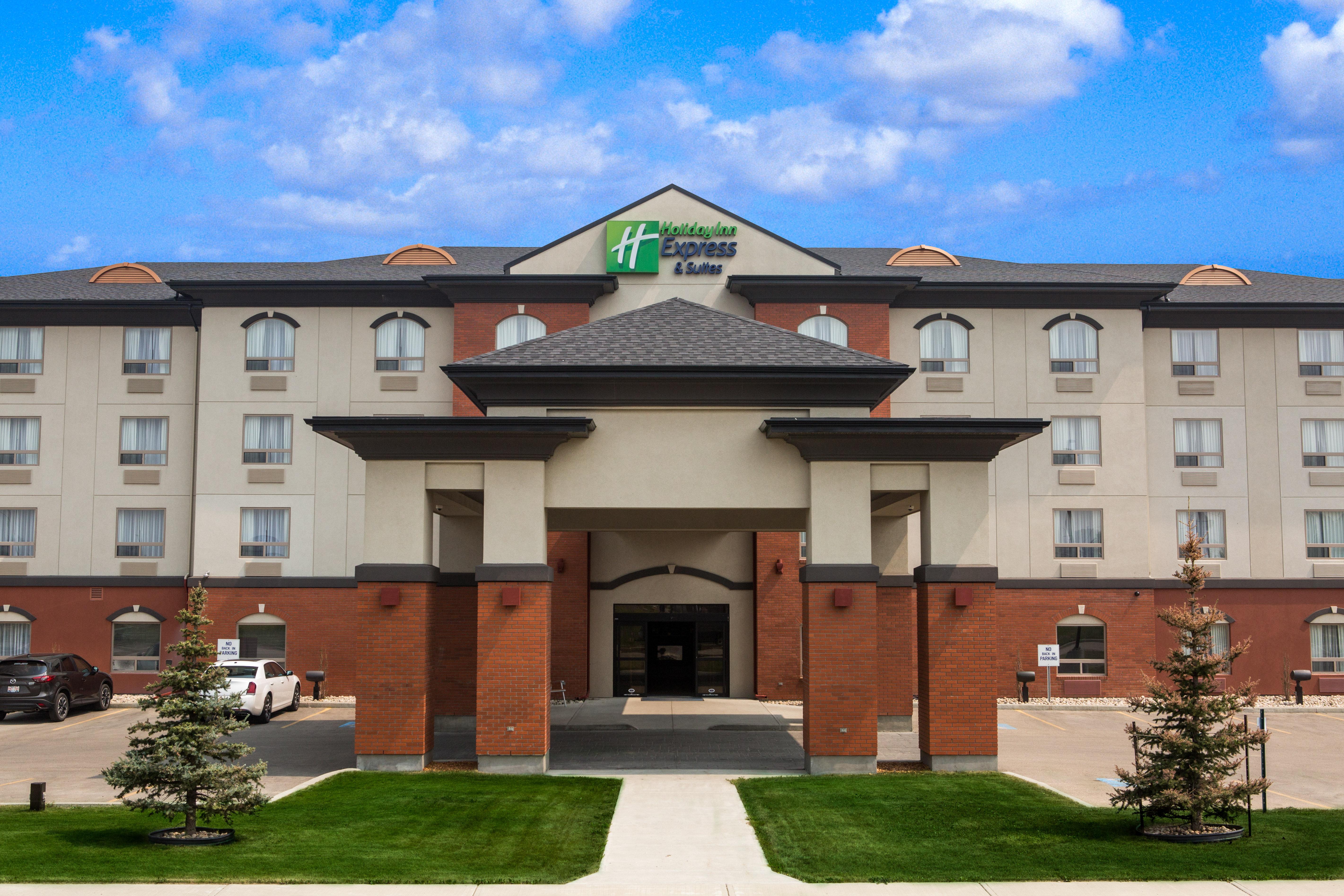 Holiday Inn Express & Suites Whitecourt By Ihg Zewnętrze zdjęcie