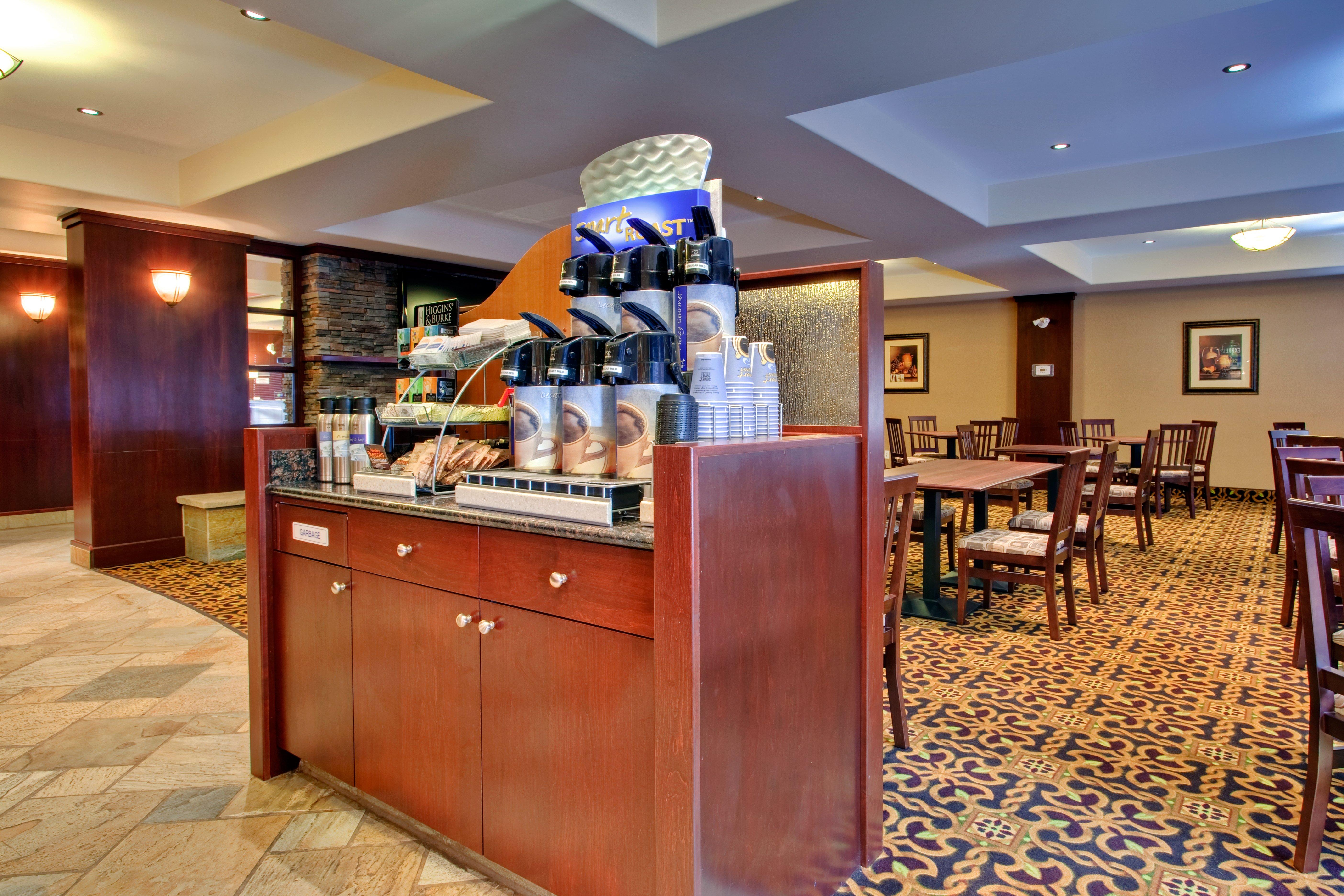 Holiday Inn Express & Suites Whitecourt By Ihg Zewnętrze zdjęcie