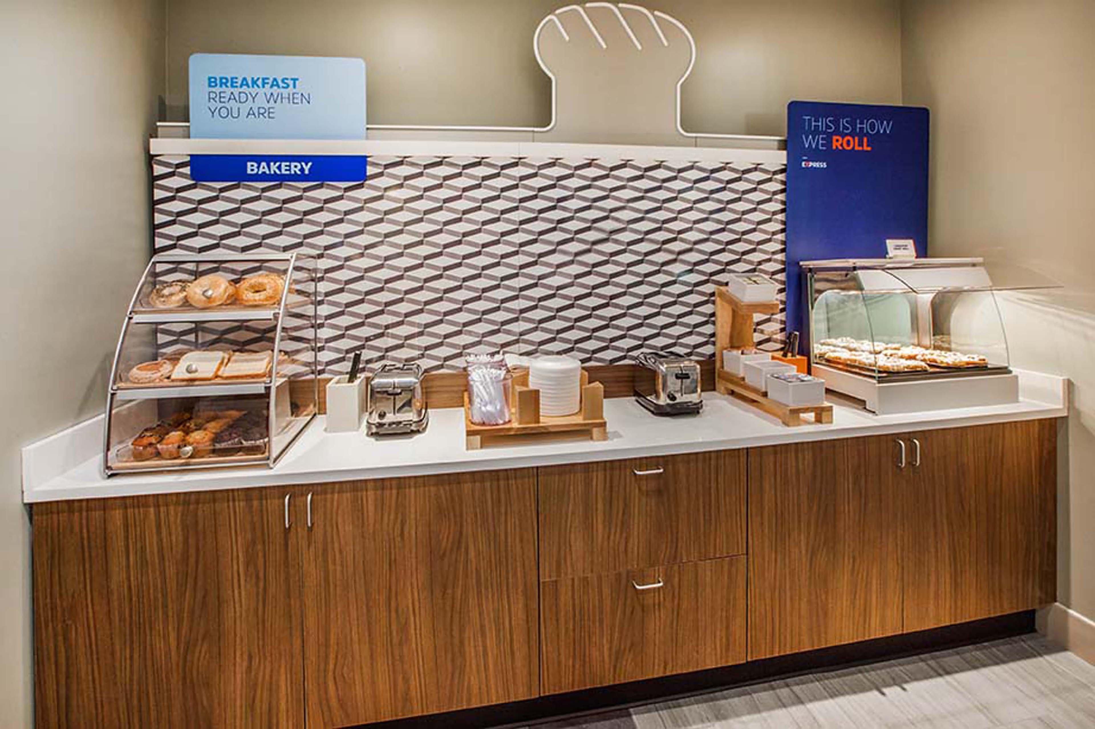 Holiday Inn Express & Suites Whitecourt By Ihg Zewnętrze zdjęcie