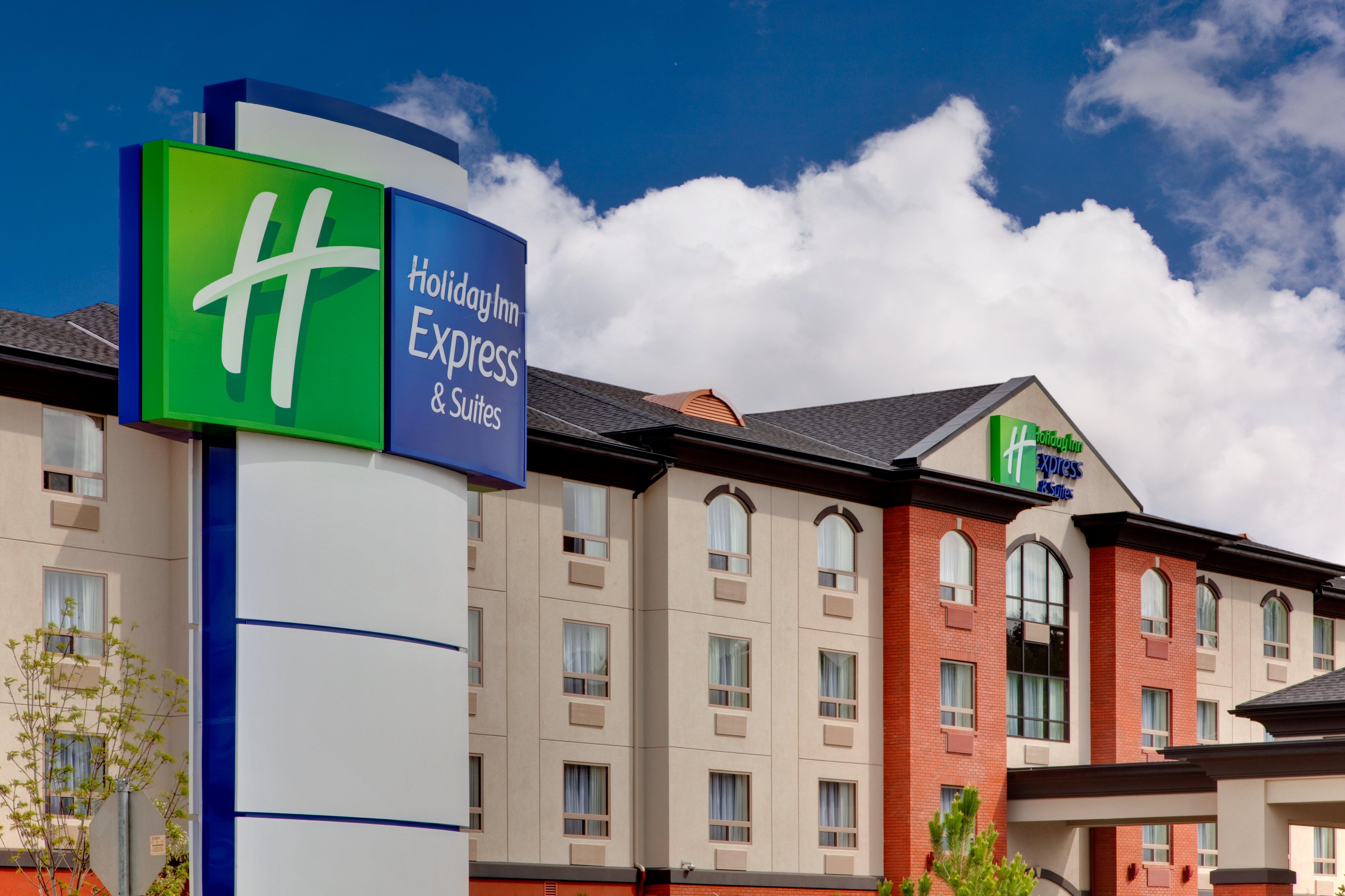 Holiday Inn Express & Suites Whitecourt By Ihg Zewnętrze zdjęcie