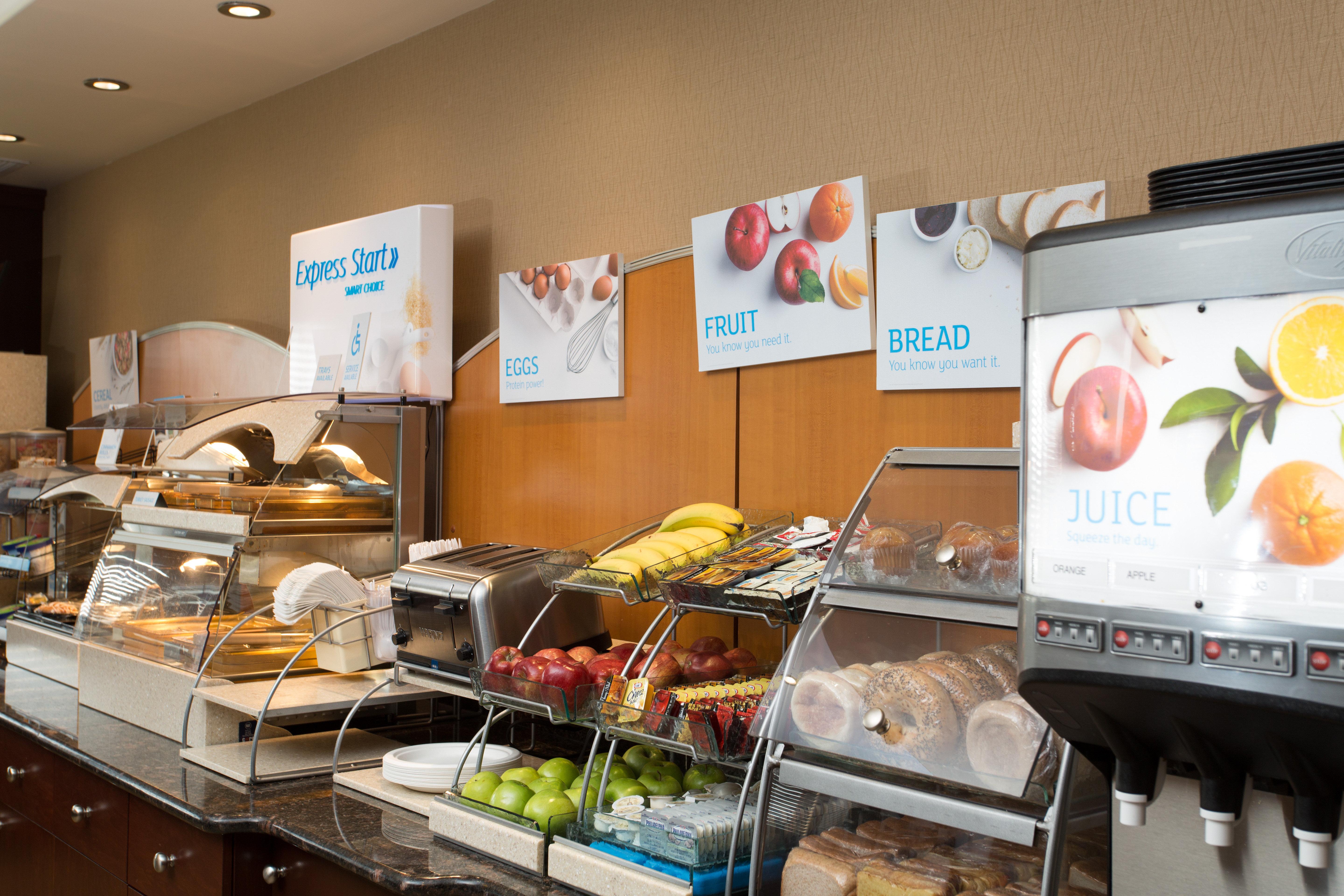 Holiday Inn Express & Suites Whitecourt By Ihg Zewnętrze zdjęcie