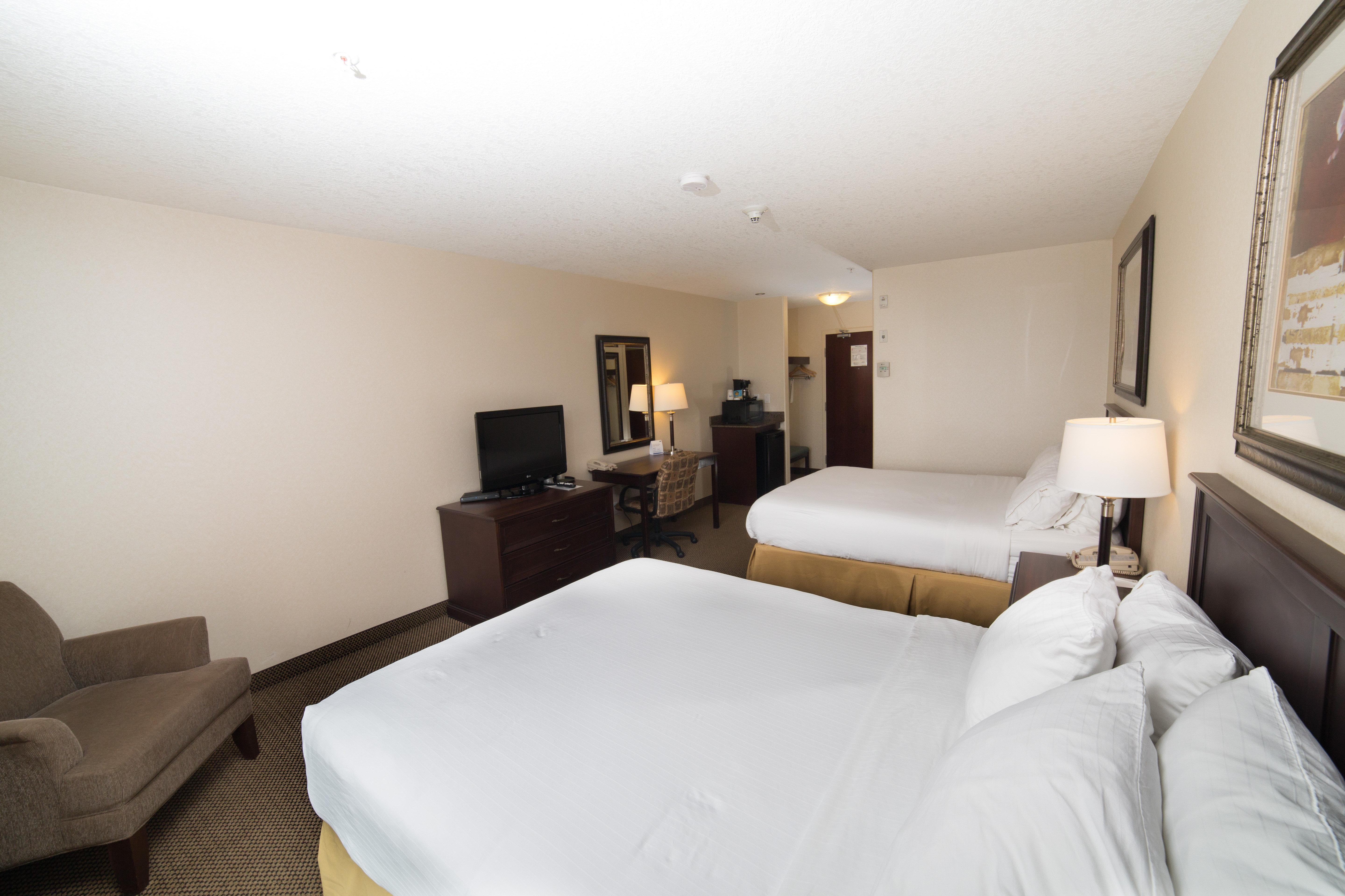 Holiday Inn Express & Suites Whitecourt By Ihg Zewnętrze zdjęcie