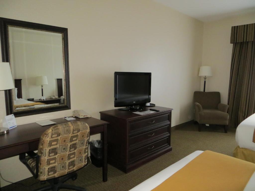 Holiday Inn Express & Suites Whitecourt By Ihg Pokój zdjęcie